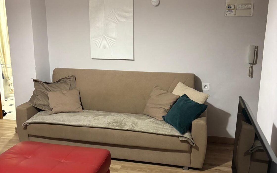 Апартаменты 65 кв.м в Торревьехе у моря с террасой