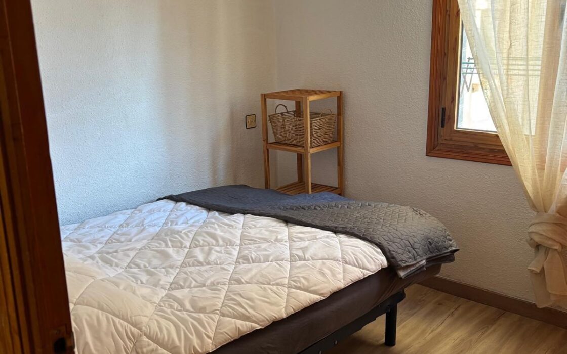 Апартаменты 65 кв.м в Торревьехе у моря с террасой