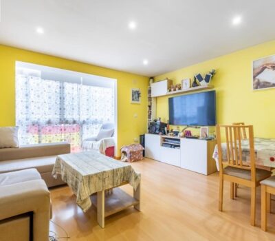 Затишна трикімнатна квартира в центрі Аліканте, 88 кв.м.