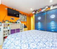 Затишна трикімнатна квартира в центрі Аліканте, 88 кв.м.