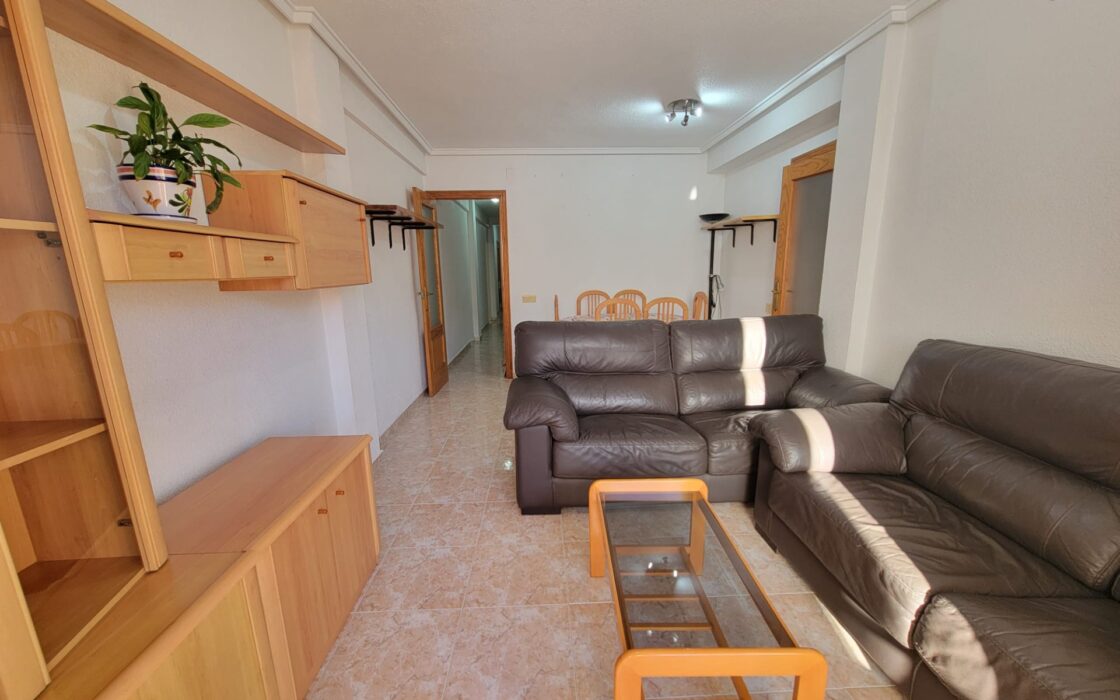 Апартаменты 94 кв.м в Торревьехе 200 м от моря