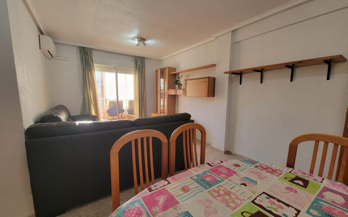 Апартаменты 94 кв.м в Торревьехе 200 м от моря