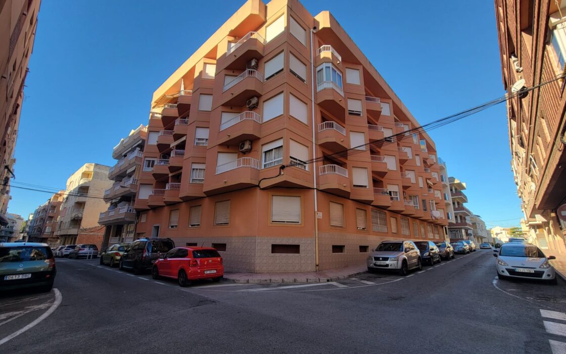 Апартаменты 94 кв.м в Торревьехе 200 м от моря