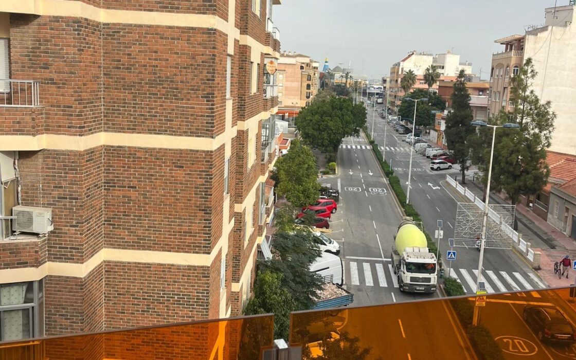 Апартаменти з терасою в Торрев’єсі 2 кімнати новобудова