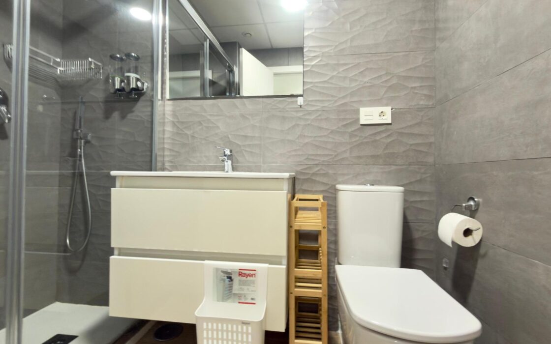 Бунгало з терасою та видом на Бенідорм у Фінестраті 77 кв.м