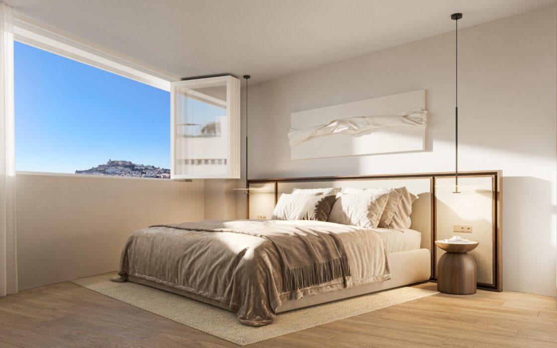 Апартаменты 78 кв.м с террасой и видом на море в Eivissa