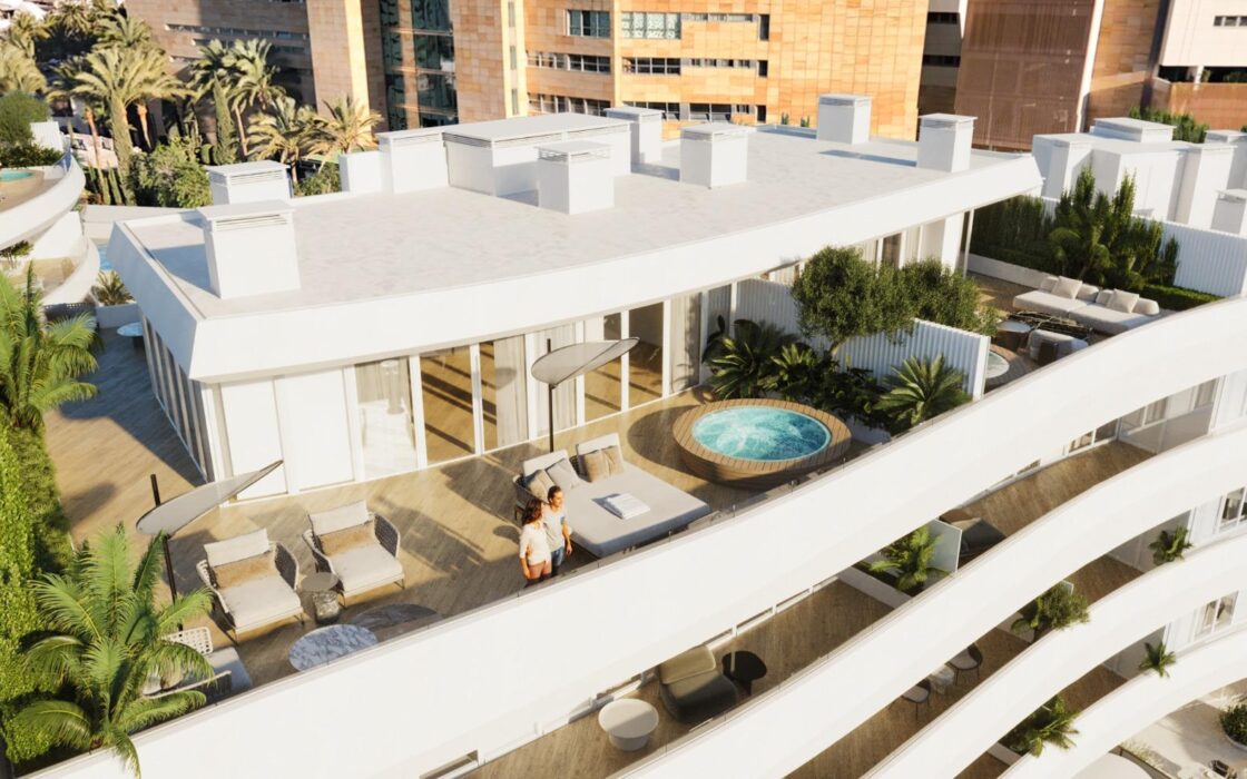 Апартаменты 78 кв.м с террасой и видом на море в Eivissa