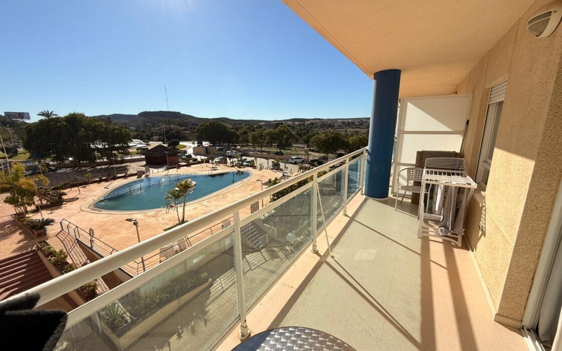 Комфортная квартира в Гуардамаре с террасой 61 кв.м