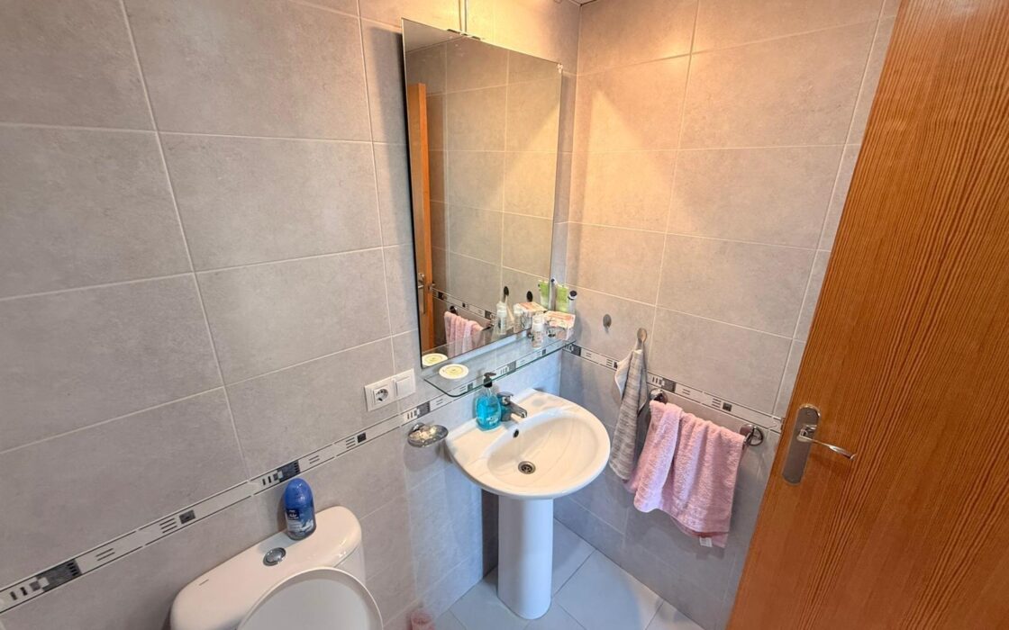 Комфортная квартира в Гуардамаре с террасой 61 кв.м