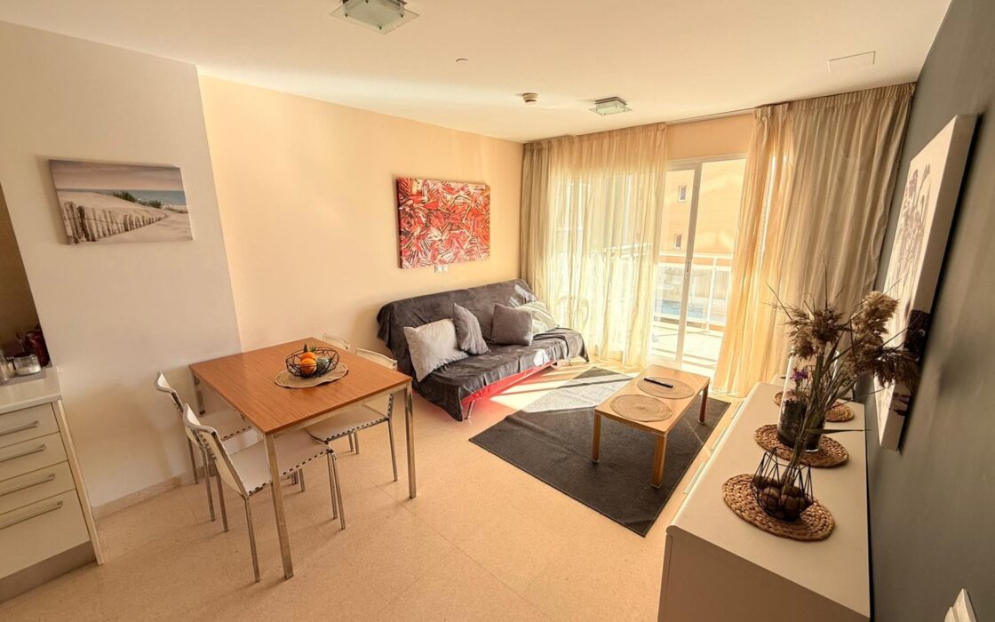 Комфортная квартира в Гуардамаре с террасой 61 кв.м