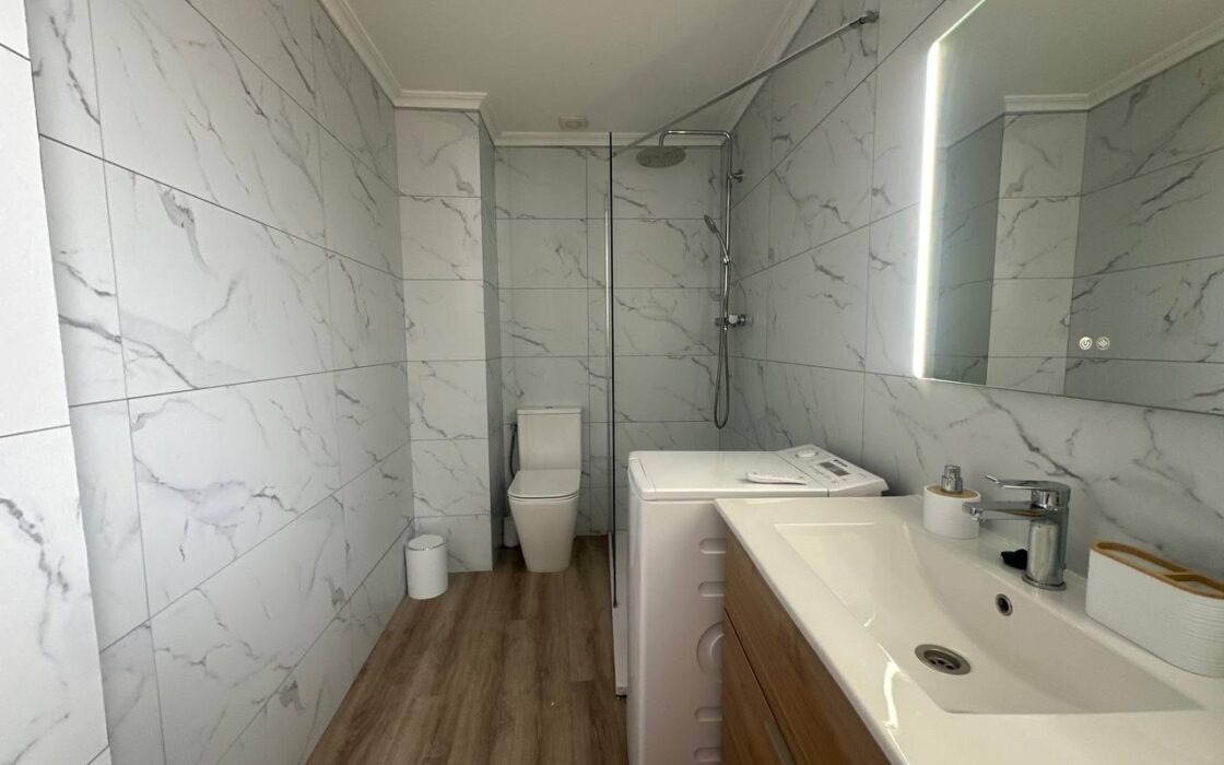 Квартира с террасой в Торревьехе у моря 150 кв.м