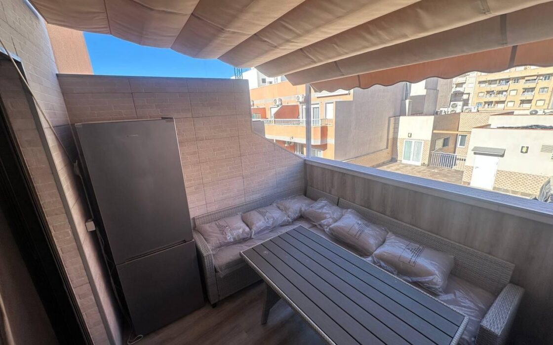 Квартира с террасой в Торревьехе у моря 150 кв.м