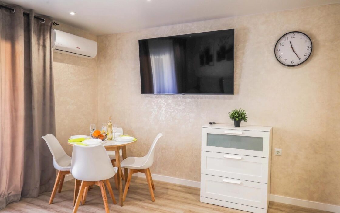 Апартаменты с террасой в Торревьехе 2 комнаты 60 кв.м