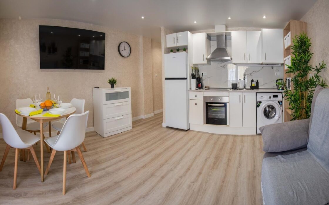 Апартаменты с террасой в Торревьехе 2 комнаты 60 кв.м