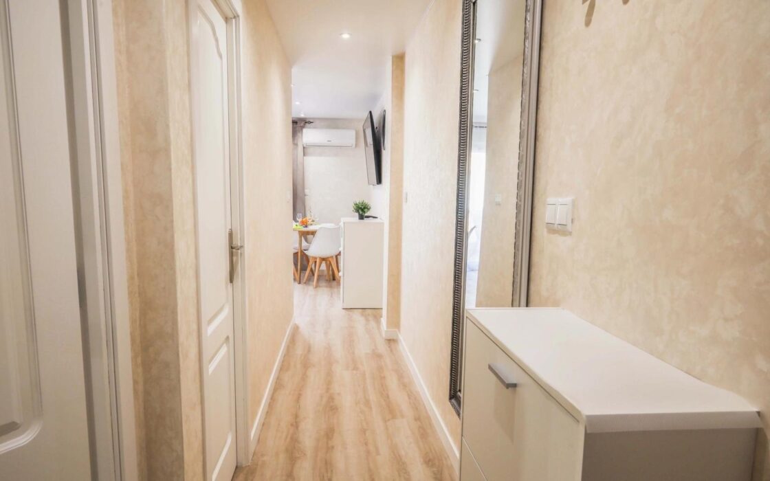 Апартаменты с террасой в Торревьехе 2 комнаты 60 кв.м