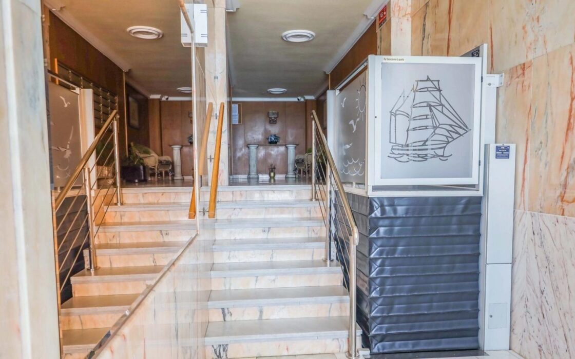 Апартаменты с террасой в Торревьехе 2 комнаты 60 кв.м