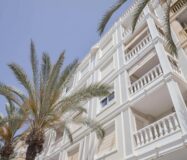 Апартаменты с террасой в Торревьехе 2 комнаты 60 кв.м