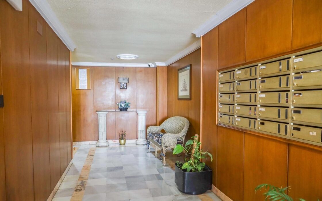 Апартаменты с террасой в Торревьехе 2 комнаты 60 кв.м