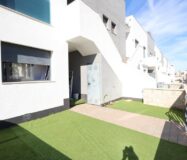 Апартаменти 77 кв.м у моря в Ориуэла Коста з терасою