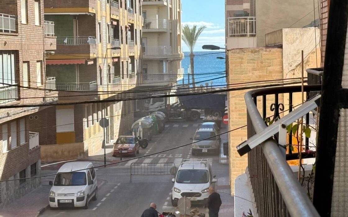 Апартаменты 119 кв.м у моря в Торревьехе с лифтом