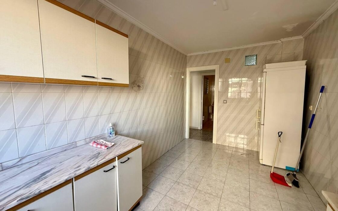 Апартаменты 119 кв.м у моря в Торревьехе с лифтом