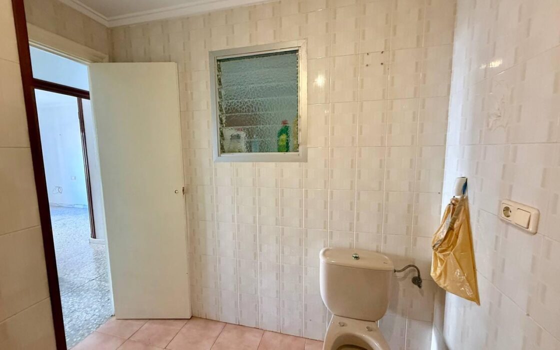 Апартаменты 119 кв.м у моря в Торревьехе с лифтом