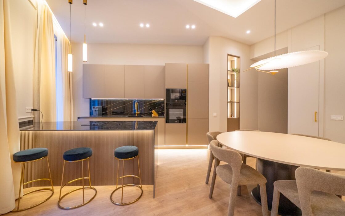 Продаются апартаменты в Чуэке, Мадрид, 146 кв.м, с балконом