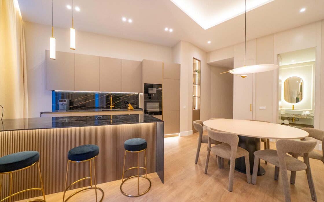 Продаются апартаменты в Чуэке, Мадрид, 146 кв.м, с балконом