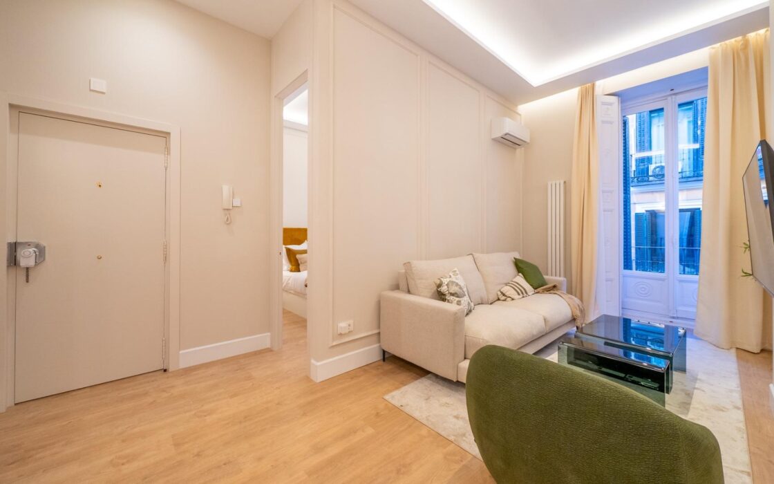 Продаются апартаменты в Чуэке, Мадрид, 146 кв.м, с балконом