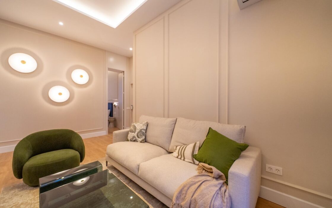 Продаются апартаменты в Чуэке, Мадрид, 146 кв.м, с балконом