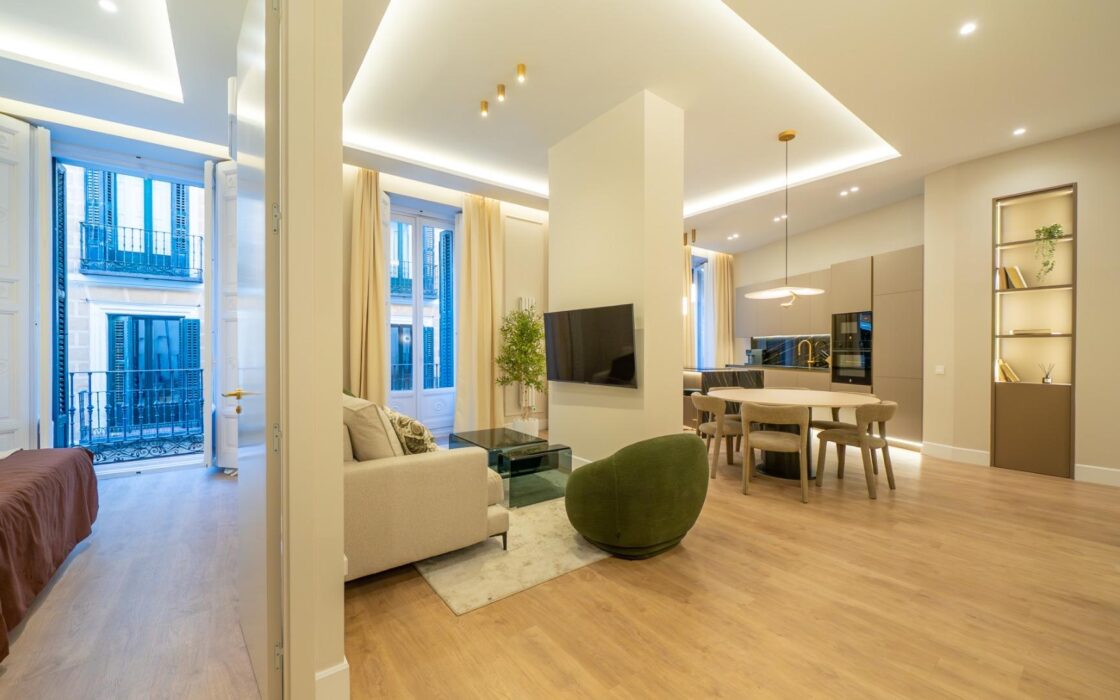 Продаются апартаменты в Чуэке, Мадрид, 146 кв.м, с балконом