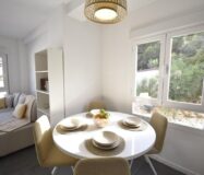 Трикімнатні апартаменти в Кампамор біля пляжу з басейном