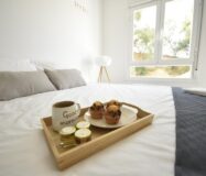 Трикімнатні апартаменти в Кампамор біля пляжу з басейном