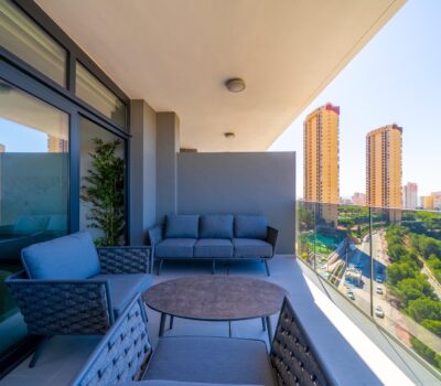 Нова квартира з терасою та морським видом у Бенідормі 98 кв.м