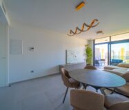 Новая квартира с террасой и морским видом в Бенидорме 98 кв.м