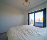 Новая квартира с террасой и морским видом в Бенидорме 98 кв.м