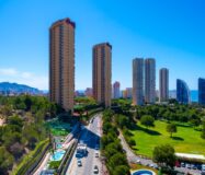 Новая квартира с террасой и морским видом в Бенидорме 98 кв.м