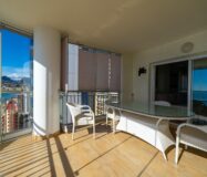 Апартамент в Кальпе 4 кімнати з терасою та видом на море