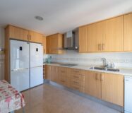 Апартамент в Кальпе 4 кімнати з терасою та видом на море