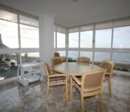 Квартира з терасою та видом на море в Кальпе, 140 кв.м.