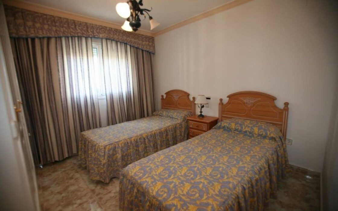 Квартира з терасою та видом на море в Кальпе, 140 кв.м.