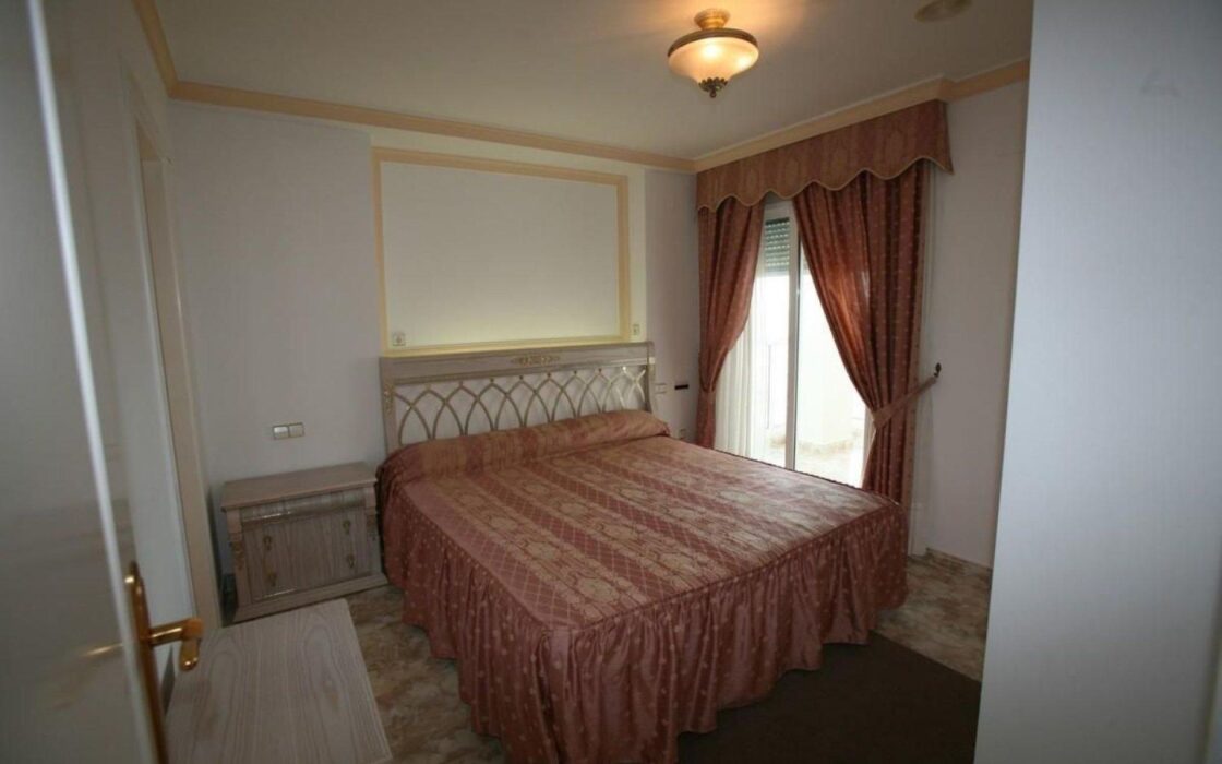 Квартира з терасою та видом на море в Кальпе, 140 кв.м.