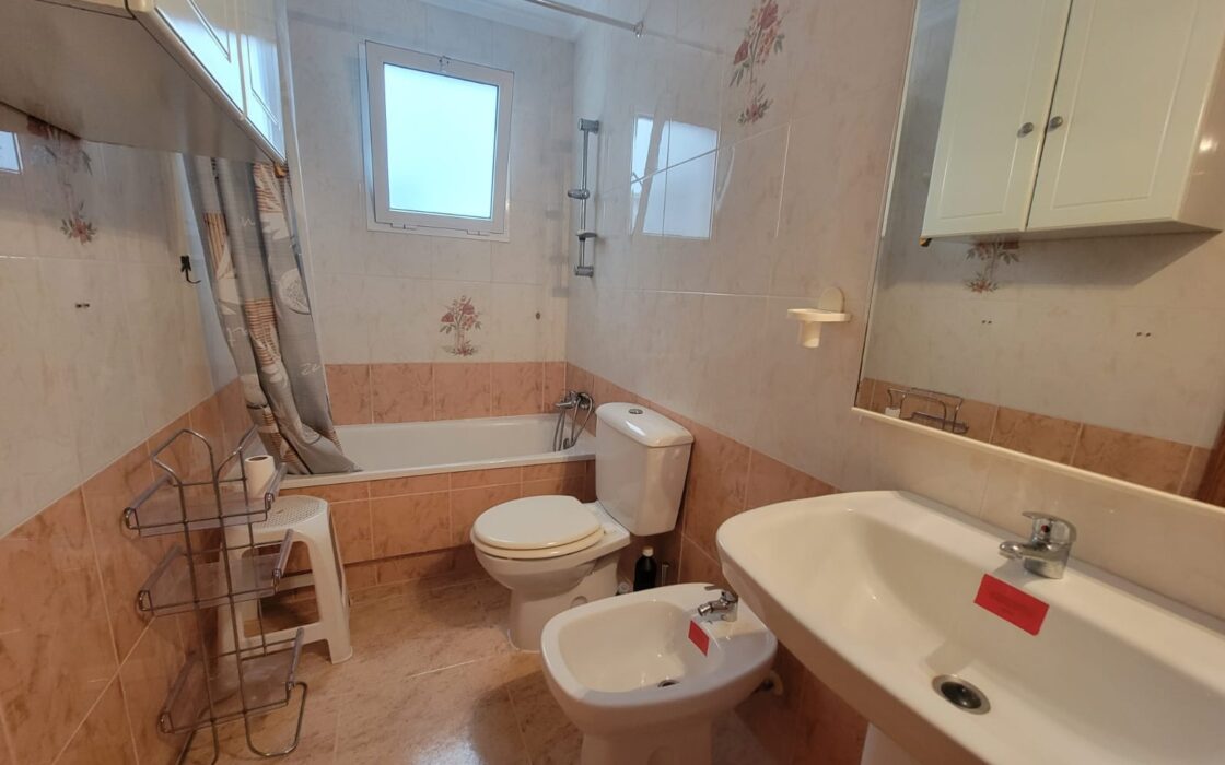 Апартаменти 56 кв.м в Торрев’єсі, 300 м до моря