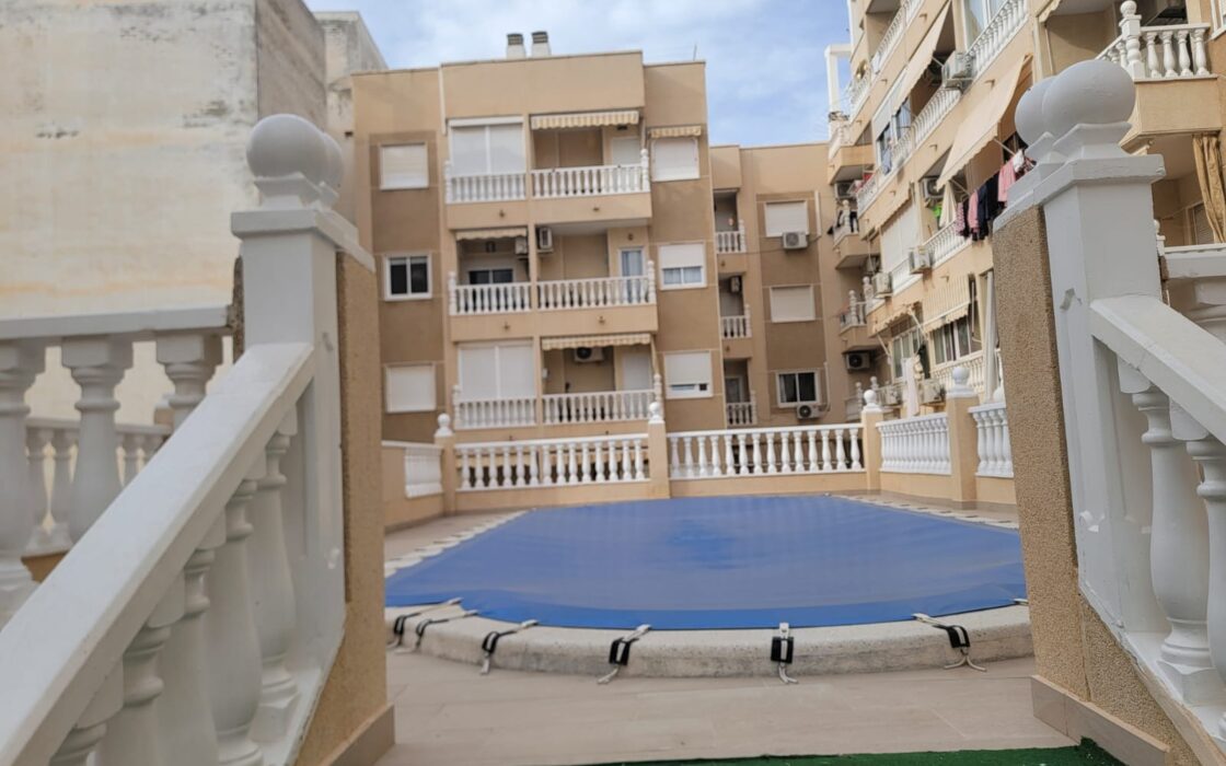 Апартаменти 56 кв.м в Торрев’єсі, 300 м до моря