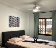 Апартаменты в Торревьехе 3 комнаты с террасой у моря