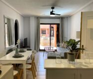 Апартаменты в Торревьехе 3 комнаты с террасой у моря