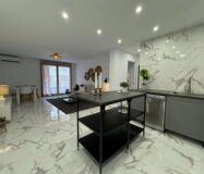 Апартаменты в Торревьехе 111 кв.м с террасой у моря