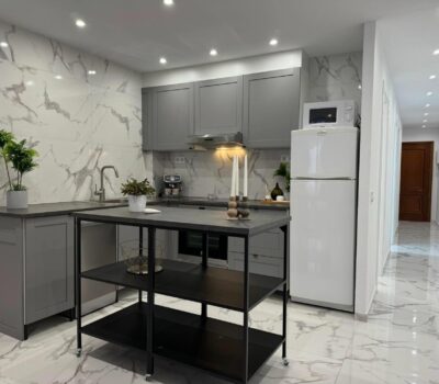 Апартаменти в Торрев’єсі 111 кв.м з терасою біля моря