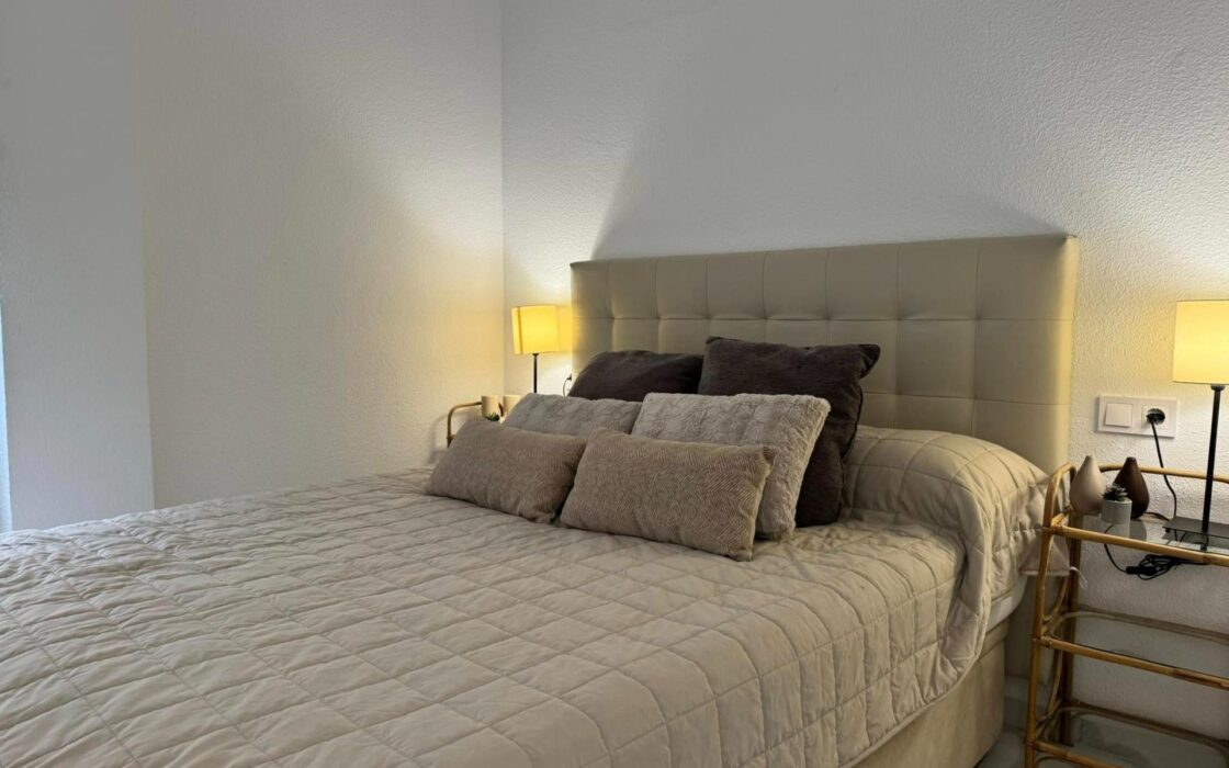 Апартаменты в Торревьехе 111 кв.м с террасой у моря