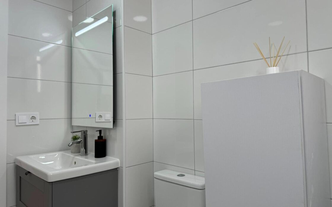 Апартаменты в Торревьехе 111 кв.м с террасой у моря